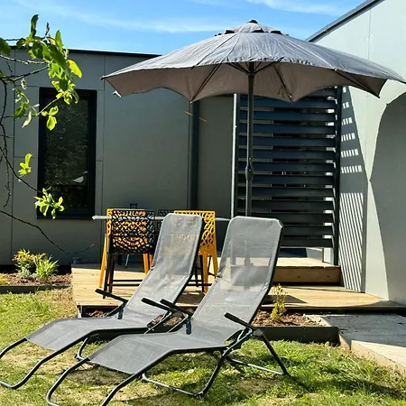 بيت للعطل Maison A Avec Air De Jeux Et Jacuzzi *