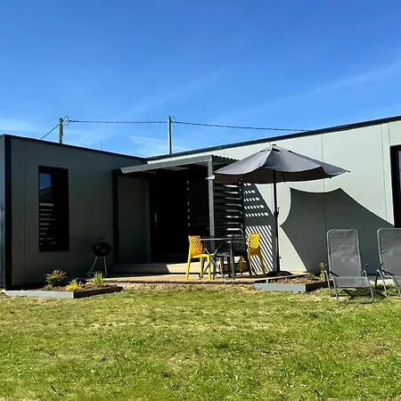 Maison A Avec Air De Jeux Et Jacuzzi *